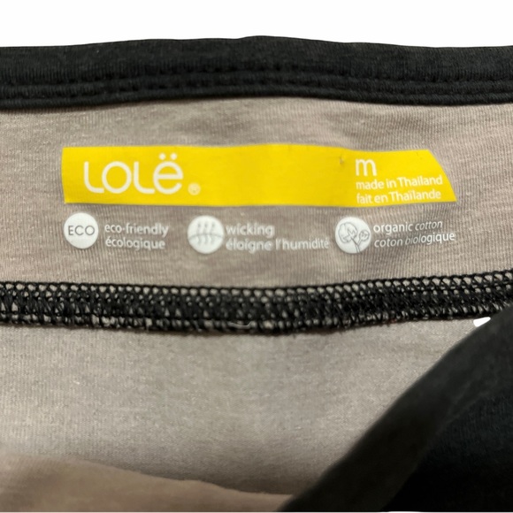 LOLE Women’s Workout Capris, Black and White Small Floral Pattern, Size: Medium - Picture 4 of 5